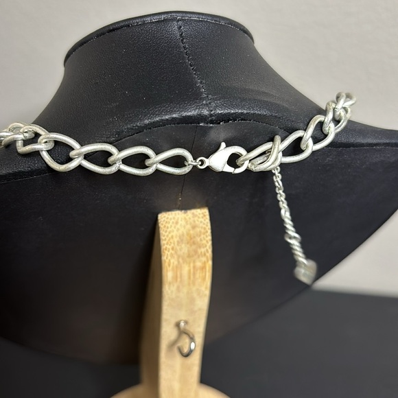 Silver Tone R Hang Tag Long Chain Boho Necklace - Picture 4 of 8